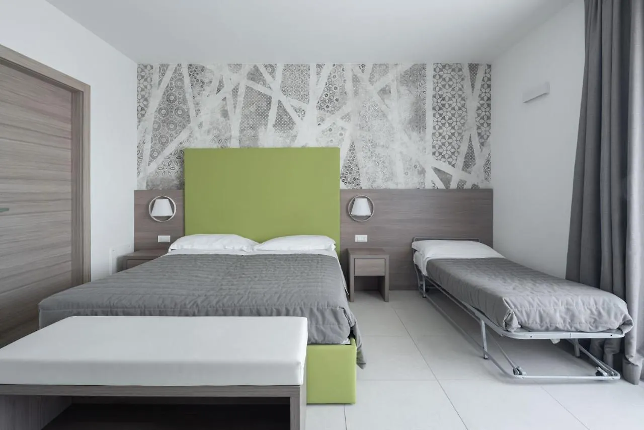 Hotel Iris Jesolo 3*, Lido di Jesolo Italy